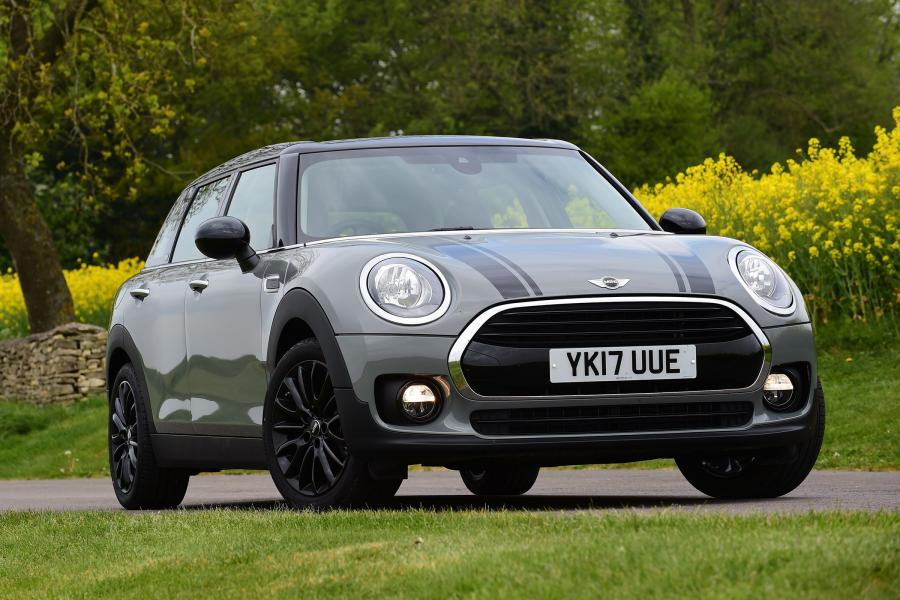  Mini Cooper Clubman Black Pack 2017 года  (фото 8 из 18)